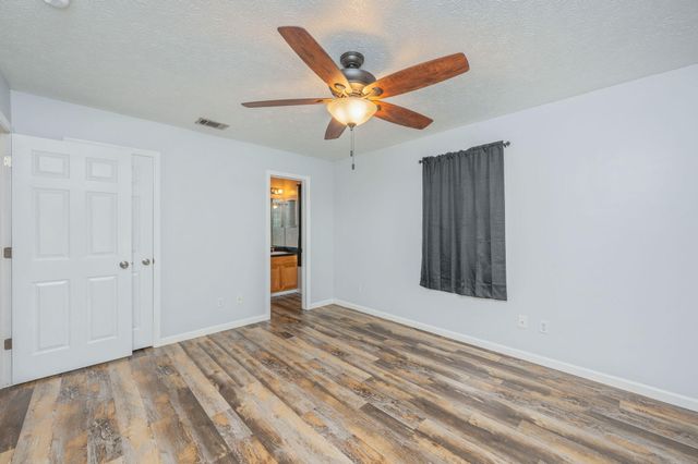 456 Kings Lake Boulevard, Defuniak Springs, FL 32433