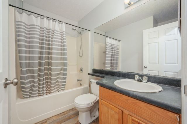 456 Kings Lake Boulevard, Defuniak Springs, FL 32433