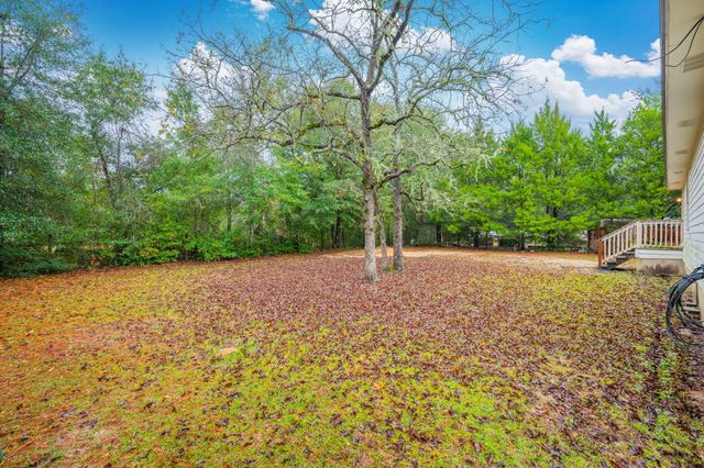 456 Kings Lake Boulevard, Defuniak Springs, FL 32433