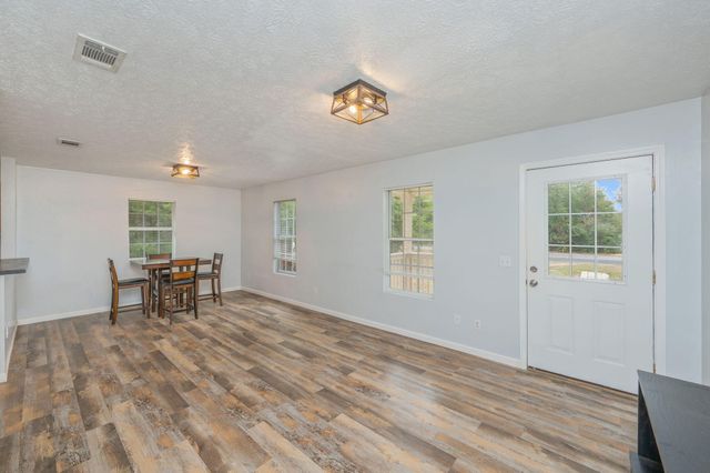 456 Kings Lake Boulevard, Defuniak Springs, FL 32433