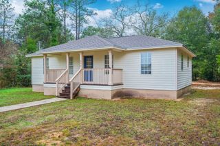 456 Kings Lake Boulevard, Defuniak Springs, FL 32433