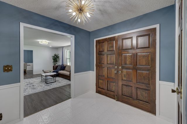 4425 Connecticut Avenue, Joplin, MO 64804