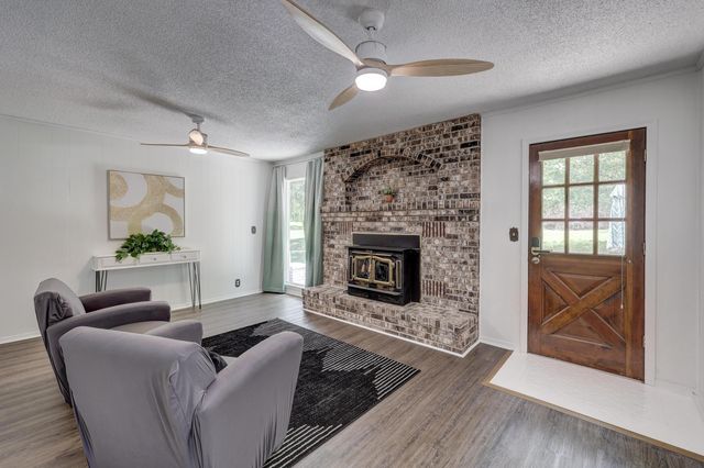 4425 Connecticut Avenue, Joplin, MO 64804