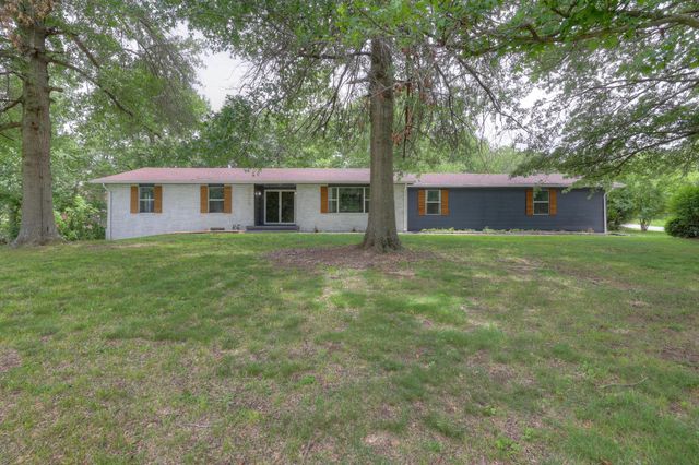 4425 Connecticut Avenue, Joplin, MO 64804