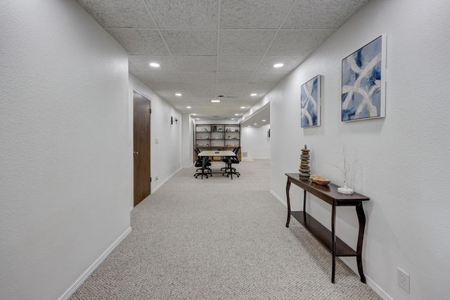 4425 Connecticut Avenue, Joplin, MO 64804