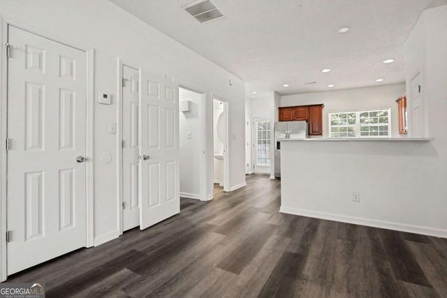 5305 Oakley Commons Boulevard, Union City, GA 30291