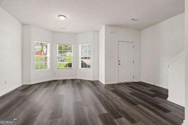 5305 Oakley Commons Boulevard, Union City, GA 30291