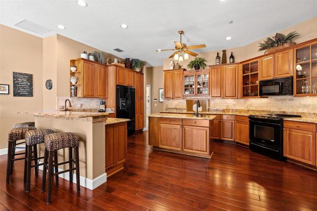 926 HAWK LANDING, Fruitland Park, FL 34731