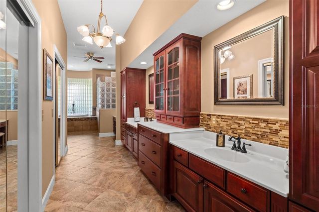 926 HAWK LANDING, Fruitland Park, FL 34731