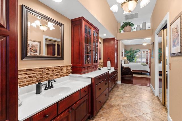 926 HAWK LANDING, Fruitland Park, FL 34731