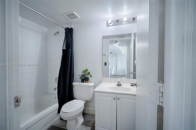 2721 Ocean Club Blvd 303, Hollywood, FL 33019