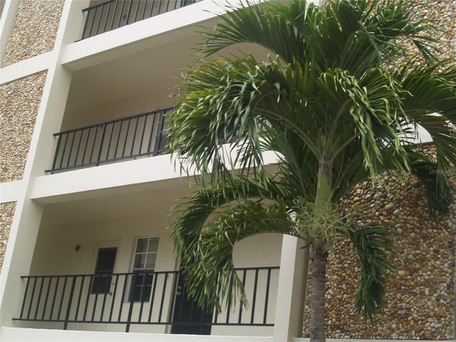 7461 W COUNTRY CLUB DRIVE N 409, Sarasota, FL 34243