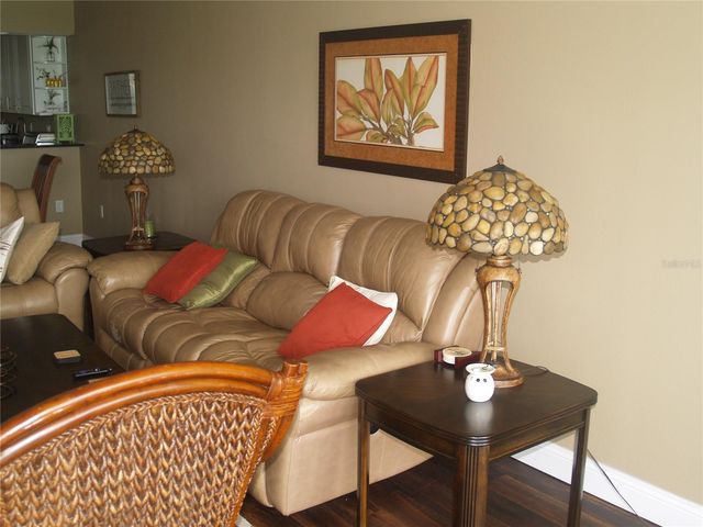 7461 W COUNTRY CLUB DRIVE N 409, Sarasota, FL 34243