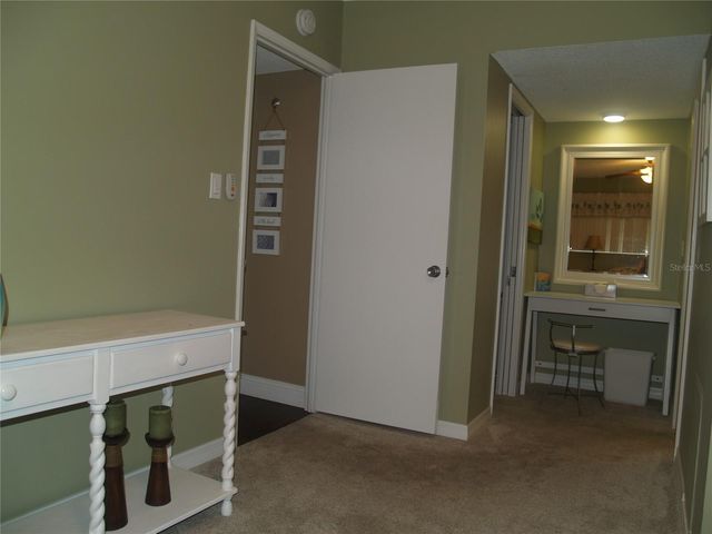 7461 W COUNTRY CLUB DRIVE N 409, Sarasota, FL 34243