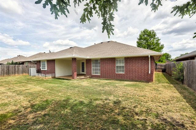 1904 NW 176th Street, Edmond, OK 73012