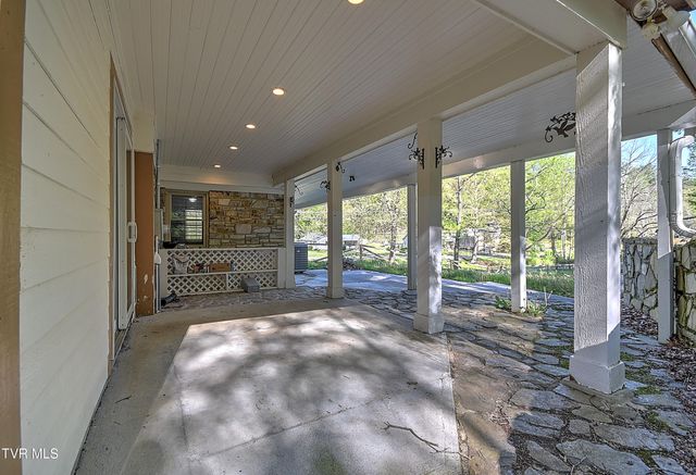 303 Tennessee 143, Roan Mountain, TN 37687