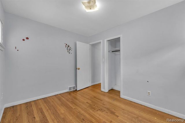 16625 Beech Daly Road, Redford, MI 48240