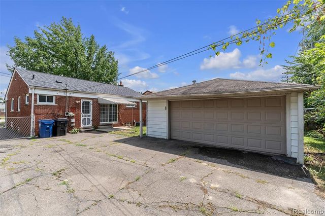 16625 Beech Daly Road, Redford, MI 48240