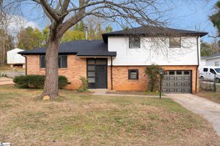 423 Fairmont Drive, Greenville, SC 29605