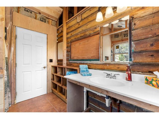 1217 Wedgwood Rd, Black Hawk, CO 80422