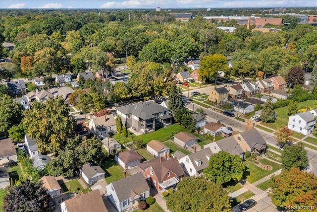 3330 Detroit Street, Dearborn, MI 48124