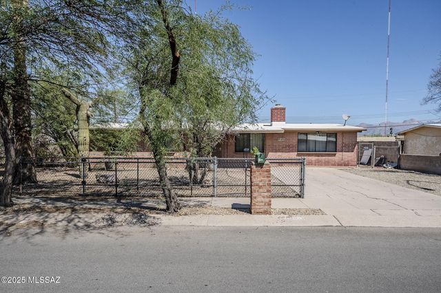 1930 W Waverly Street, Tucson, AZ 85745