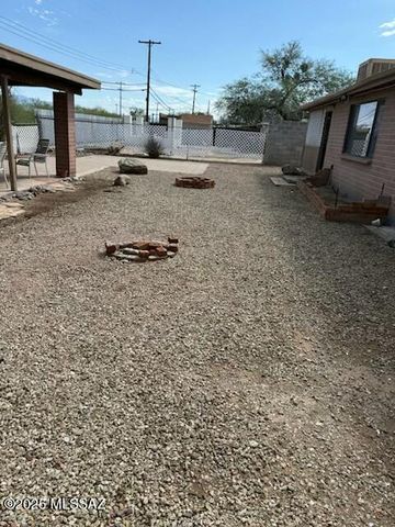 1930 W Waverly Street, Tucson, AZ 85745