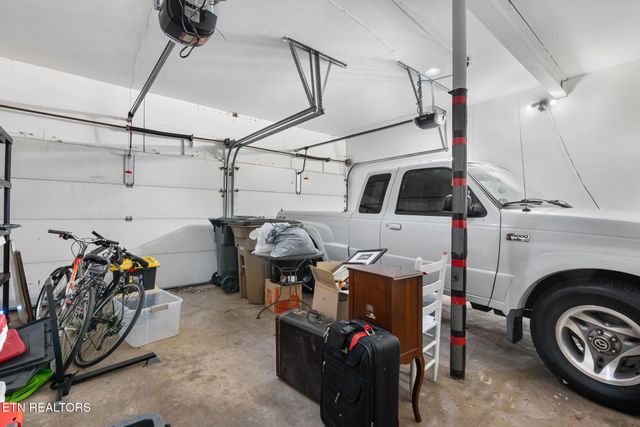 1900 Cherokee Bluff Drive, Knoxville, TN 37920