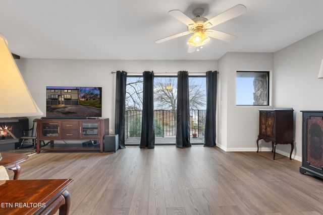 1900 Cherokee Bluff Drive, Knoxville, TN 37920