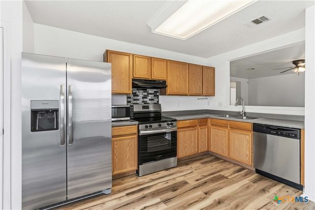 224 Capistrano Drive, San Marcos, TX 78666