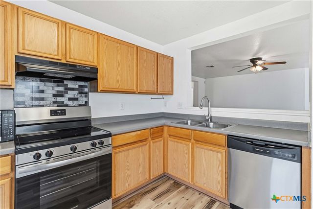 224 Capistrano Drive, San Marcos, TX 78666