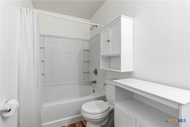 224 Capistrano Drive, San Marcos, TX 78666