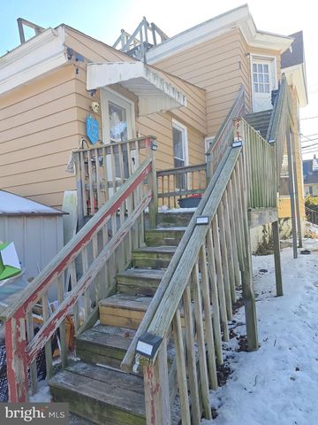 118-120 W MAIN ST W W, Millville, NJ 08332