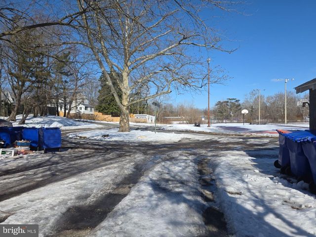 118-120 W MAIN ST W W, Millville, NJ 08332