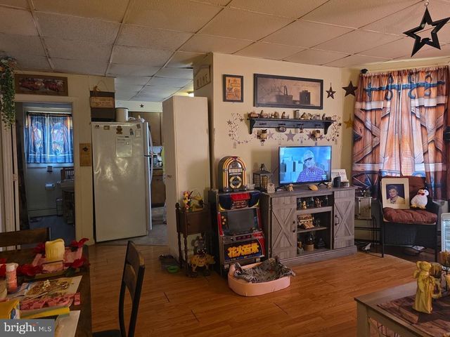 118-120 W MAIN ST W W, Millville, NJ 08332