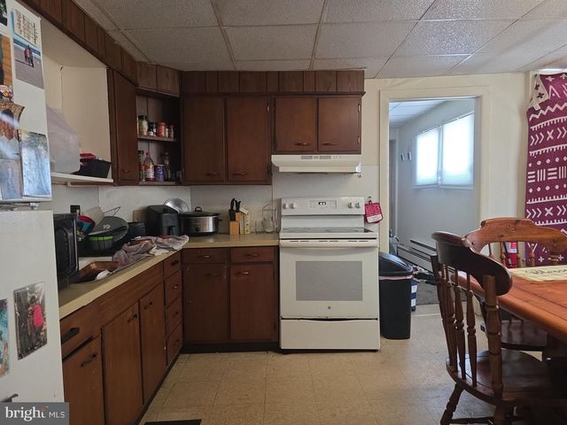 118-120 W MAIN ST W W, Millville, NJ 08332