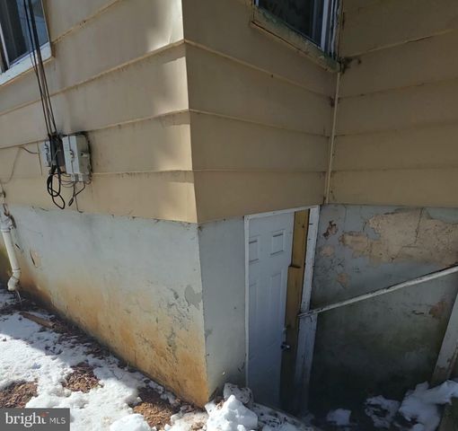 118-120 W MAIN ST W W, Millville, NJ 08332