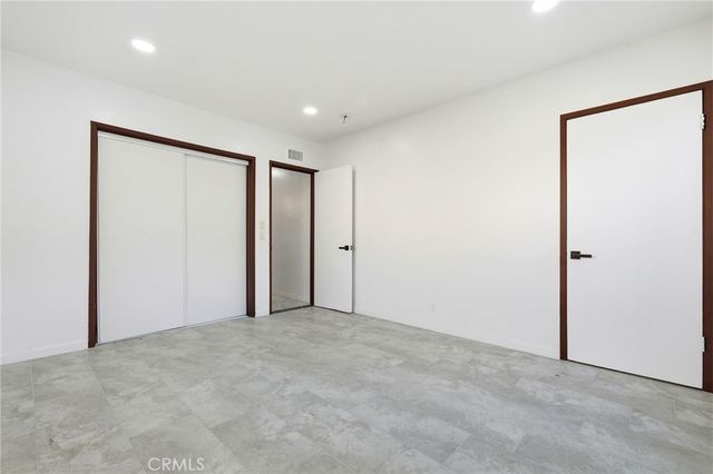 18114 Schoenborn, Northridge, CA 91325