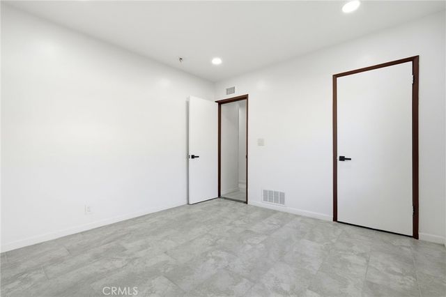 18114 Schoenborn, Northridge, CA 91325