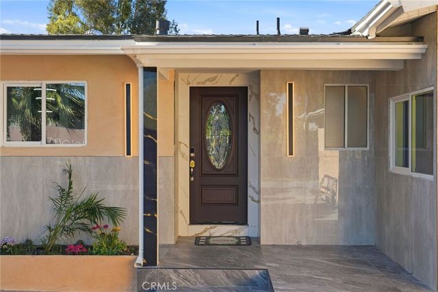 18114 Schoenborn, Northridge, CA 91325