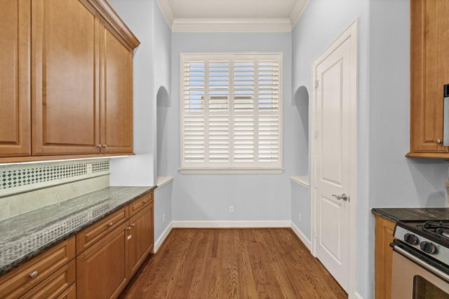 119 Dennis Street, Houston, TX 77006