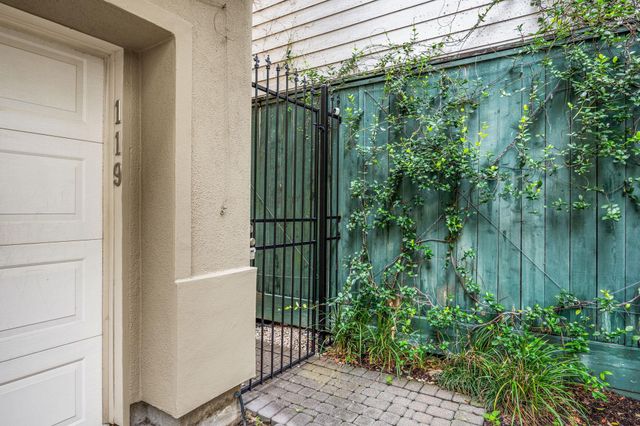 119 Dennis Street, Houston, TX 77006
