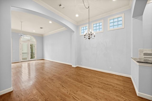 119 Dennis Street, Houston, TX 77006