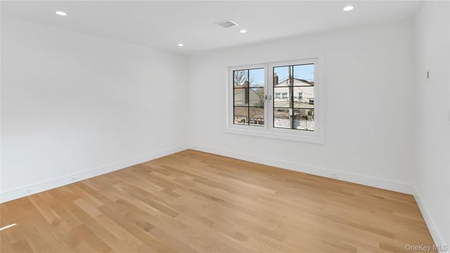 2661 Hyacinth Street, Westbury, NY 11590