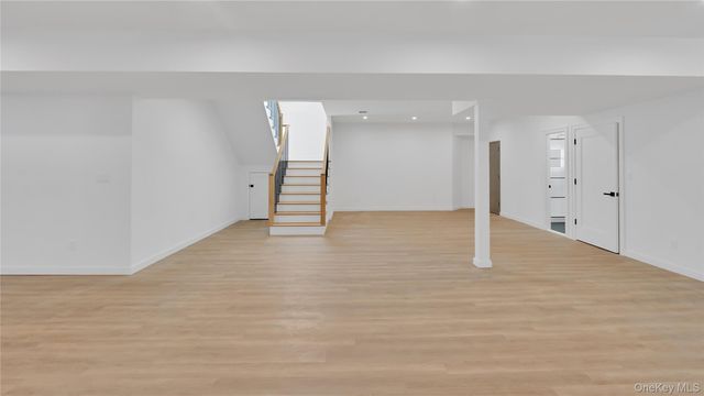 2661 Hyacinth Street, Westbury, NY 11590