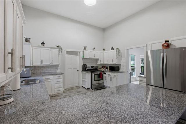 14 Nature Walk Road SW, Rome, GA 30161