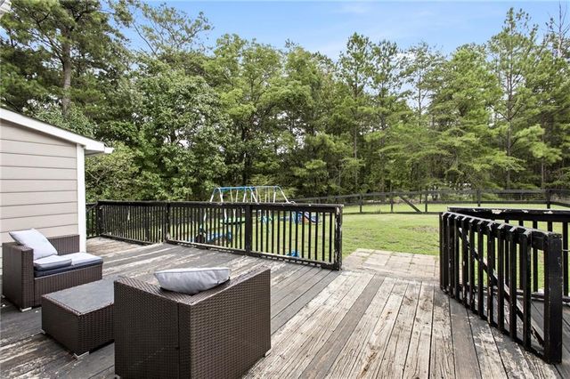 14 Nature Walk Road SW, Rome, GA 30161