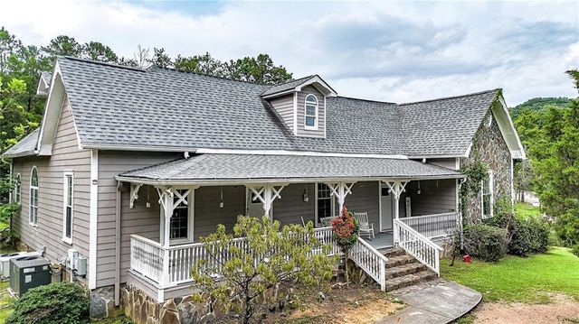 14 Nature Walk Road SW, Rome, GA 30161