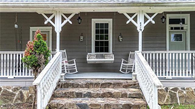 14 Nature Walk Road SW, Rome, GA 30161
