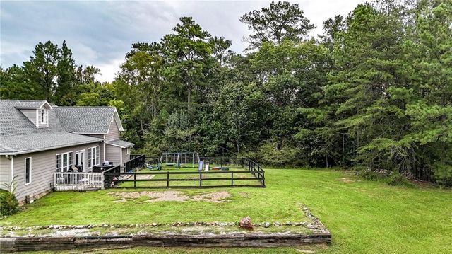 14 Nature Walk Road SW, Rome, GA 30161